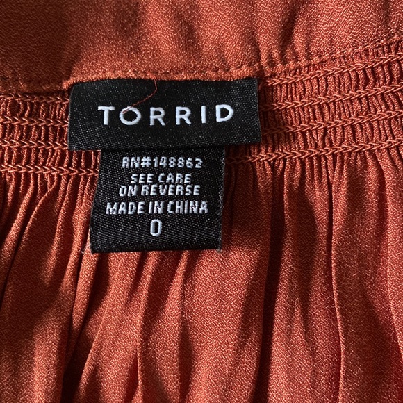 Long sleeve chiffon blouse from Torrid, like new! - Picture 3 of 4